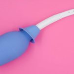 Usa ducha vaginal? Conheça os riscos para a saúde íntima