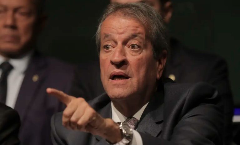 Valdemar recua após fala sobre golpe e tenta apaziguar bolsonaristas