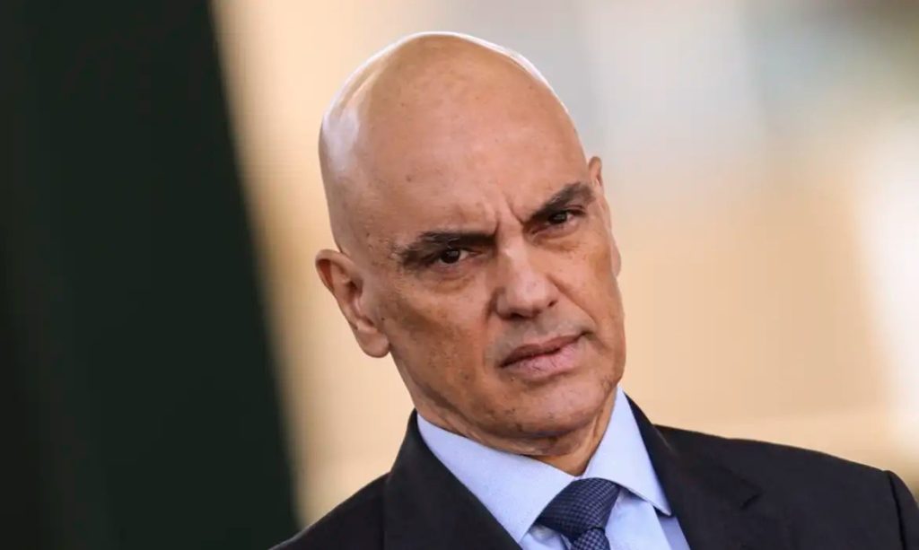 Vereadores de Belo Horizonte tornam Alexandre de Moraes persona non