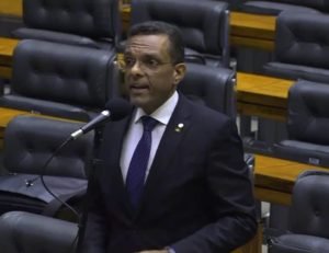 Vídeo: após voto de Fux, Otoni de Paula elogia ex-presidenta