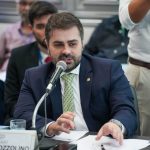 Vinicius Cozzolino questiona projeto do governo sobre câmeras de vigilância