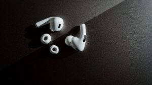 Você já pode conferir o primeiro jogo para os AirPods