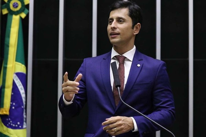 “Você tem meu total desprezo”, afirma deputado Duarte Jr ao