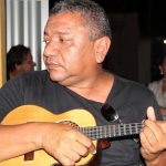 Zeca do Cavaco celebra mestres da música maranhense em show