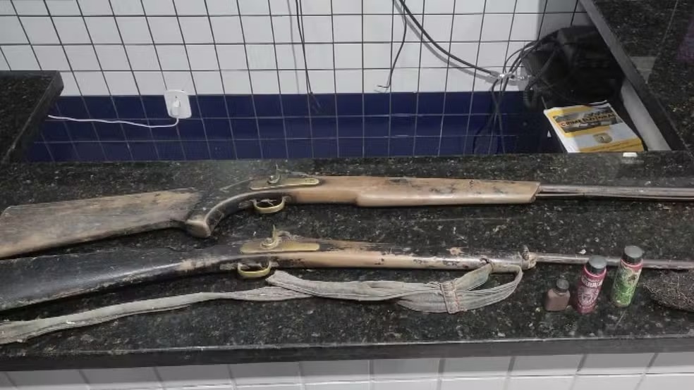 Adolescente é suspeito de atirar no irmão de 9 anos