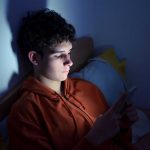 Adolescentes recorrem a chatbots em busca de terapia e relacionamentos