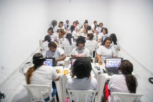 Agricultoras de Paço do Lumiar recebem cursos de letramento digital