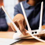 Anatel: milhares de provedoras de internet fixa se tornam clandestinas