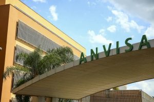 Anvisa determina recolhimento de 78 cosméticos irregulares