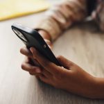 Aplicativos passam a ter classificação etária de 6 anos no