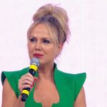 Após Globo garantir programa, Eliana anuncia retorno ao SBT ainda