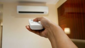 Ar-condicionado 12000 BTUs Inverter: o que você precisa saber antes