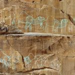 Artes rupestres de 12 mil anos indicavam rotas no deserto