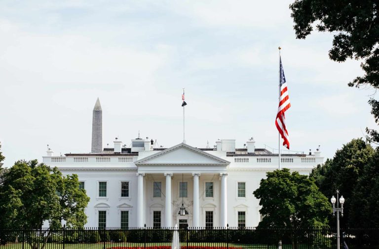 Big techs estão pagando a conta das obras na Casa