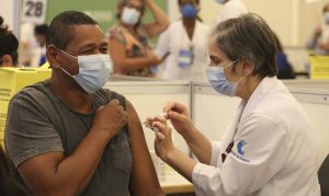 Brasil promove ‘Dia D’ de multivacinação em todo o país