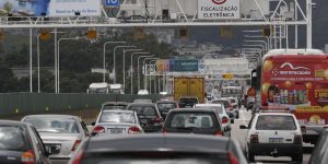Carro é o principal meio de transporte para o trabalho,