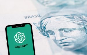 ChatGPT lança plano acessível no Brasil, cobra em real e