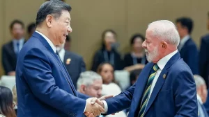 China corta compras de soja dos EUA e Brasil assume