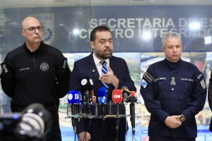 Comitiva de governadores vai ao Rio de Janeiro após operação