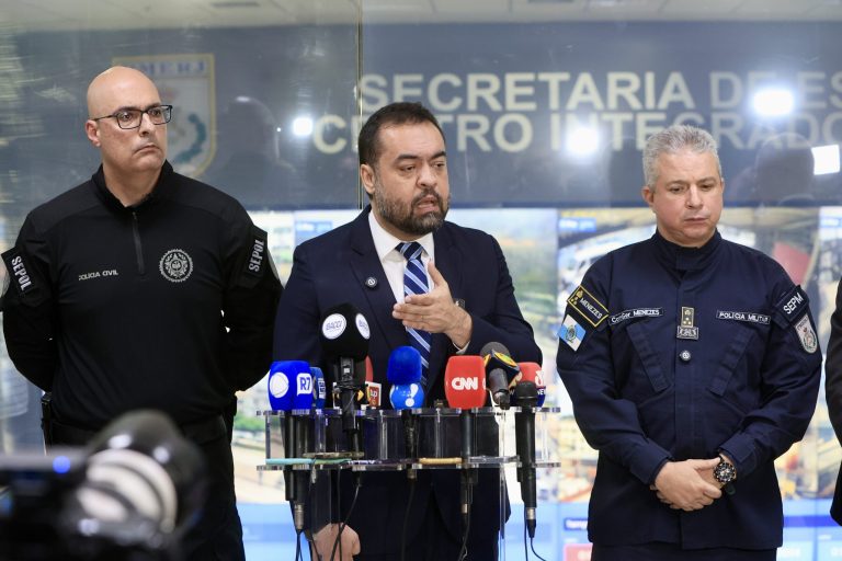 Comitiva de governadores vai ao Rio de Janeiro após operação