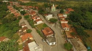Como é viver na cidade onde todos se conhecem e