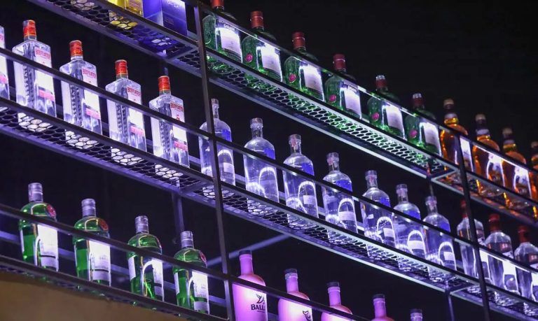 Como identificar metanol em bebidas alcoólicas