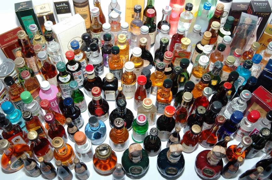 Confira como identificar bebidas adulteradas por metanol