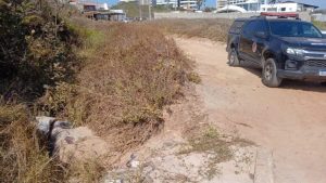 Corpo é encontrado enrolado em lençol na Praia de São