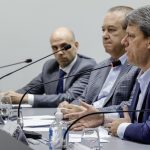 Desculpas diferenciam Tarcísio de Bolsonaro e miram 2026