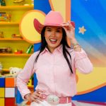 Desejada pelo SBT, Ana Castela acerta com grande rival do