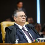 Dino e Gilmar criticam operação no Rio