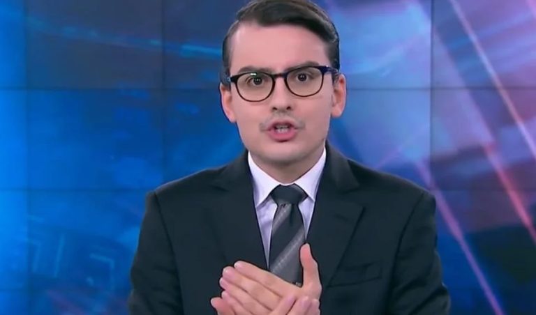 Dudu Camargo vira alvo dos peões novamente por não tomar