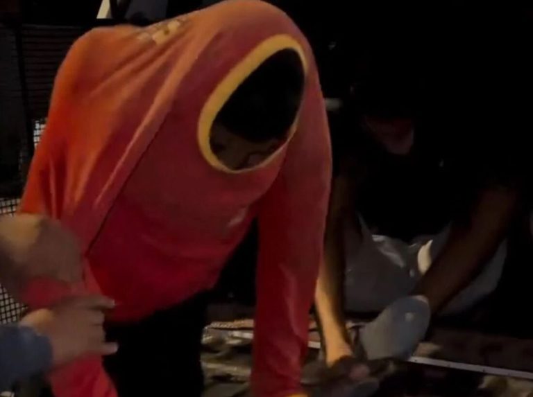Dupla é presa em flagrante após realizar arrastão e acumular