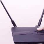 É seguro deixar modem ou roteador ligado direto?