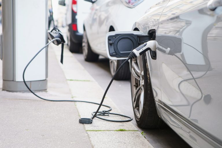 Eletrificados no Brasil: vendas disparam e batem novo recorde