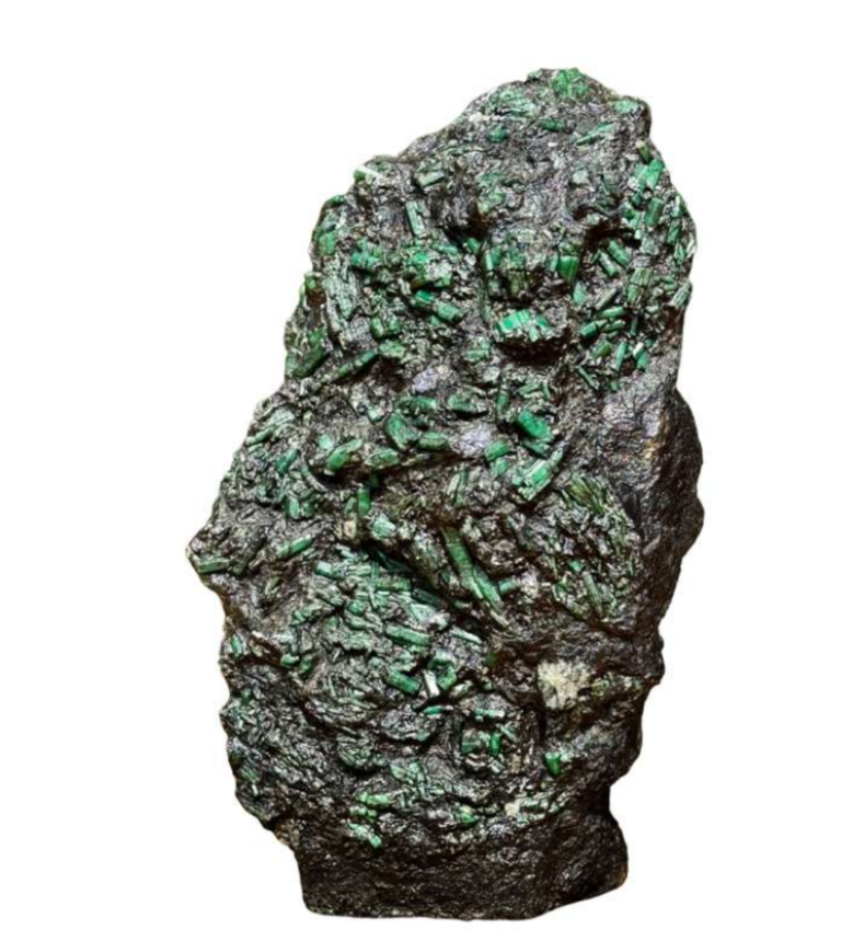 Esmeralda de R$ 2 bilhões é mantida em bunker durante