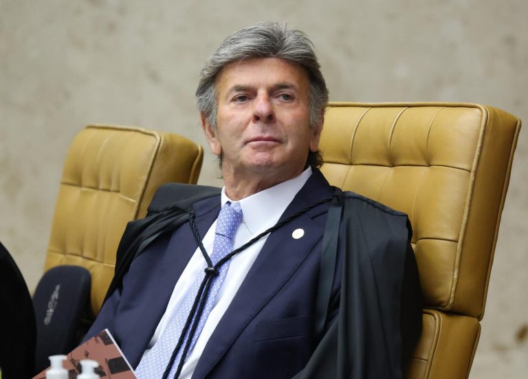 Fux suspende julgamento de Moro por calúnia contra Gilmar