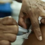 Governo lança campanha para vacinar crianças e jovens até 15