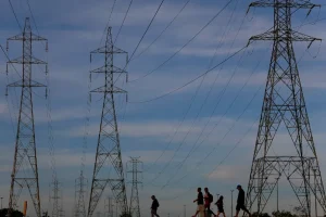 IPCA-15: prévia da inflação desacelera em outubro e fica abaixo