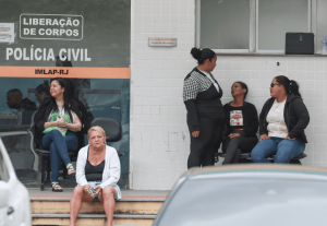 Impedida de acompanhar necrópsias da chacina de Castro, Defensoria quer