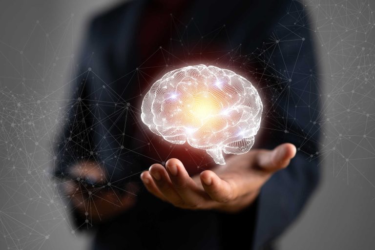 Implante cerebral permite ao paciente controlar as mãos de outra