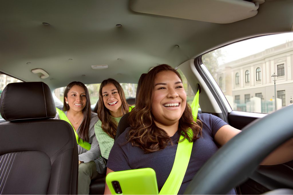 InDrive lança curso gratuito para capacitar motoristas mulheres; veja como