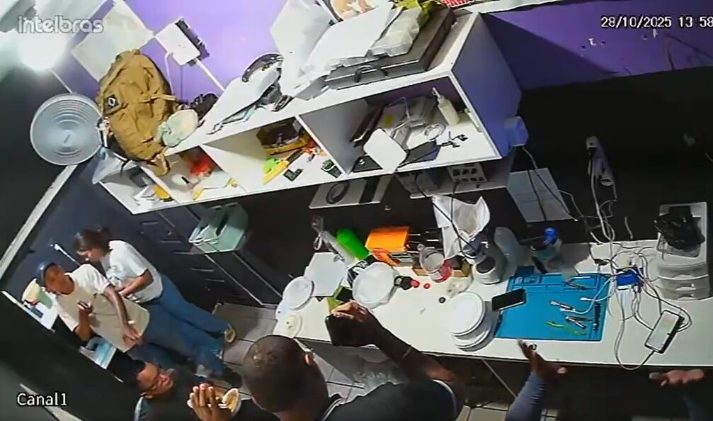 Jovem é preso por tentativa de assalto que deixou agente