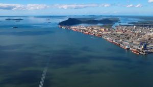 Leilão do canal de acesso ao porto de Paranaguá é