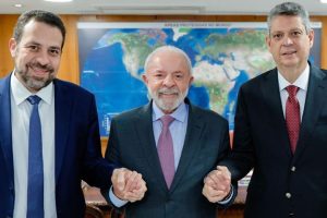 Lula anuncia Boulos e foca em jovens, moradia e segurança