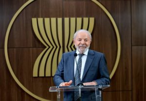 Lula se justifica após fala sobre traficantes: ‘Frase mal colocada’