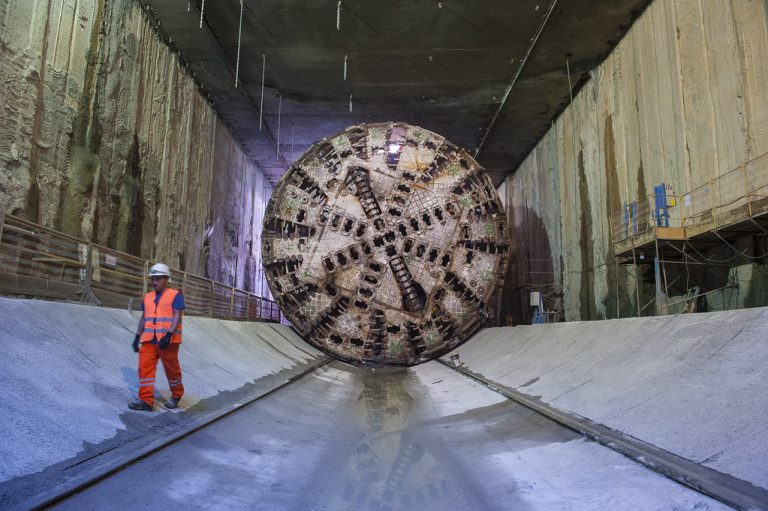 Metrô de São Paulo descobre formação rochosa inédita