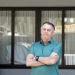 Moraes autoriza Bolsonaro a realizar festa de 15 anos da