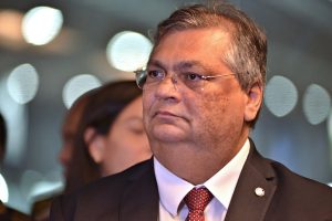 Moraes quer que big techs identifiquem autores de ameaças a