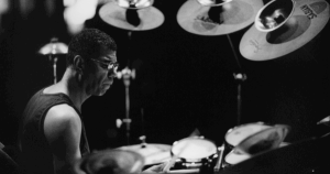 Morreu o baterista de jazz Jack DeJohnette, aos 83 anos